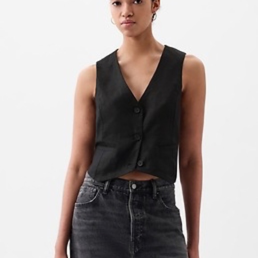 GAP Linen Short and Vest Set